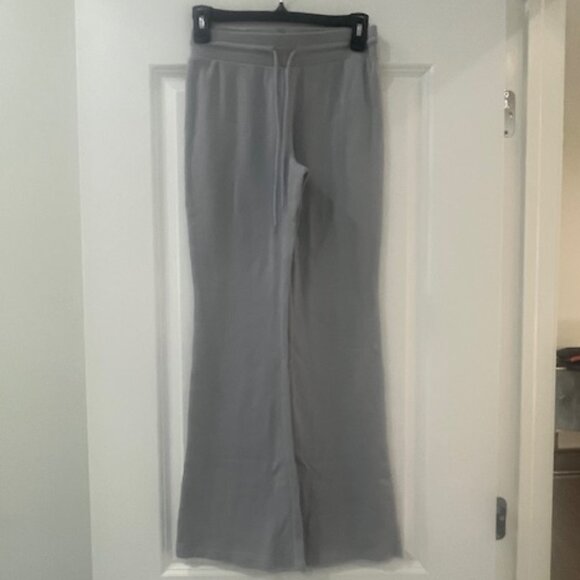 ARITZIA Sunday Best Baby Thermal Waffle SweatPants Joggers - Size XS Grey/Blue - Picture 4 of 5